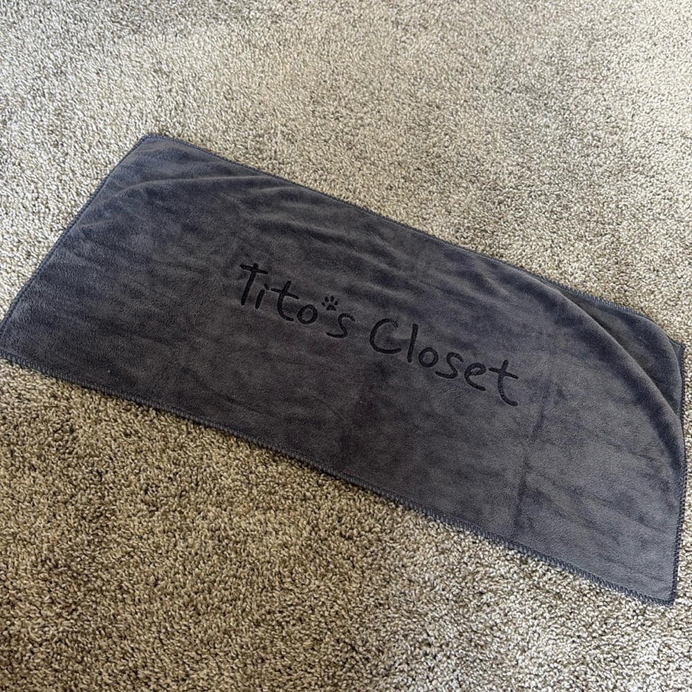 Microfiber towels for cleaning, grooming, car detailing, etc.
